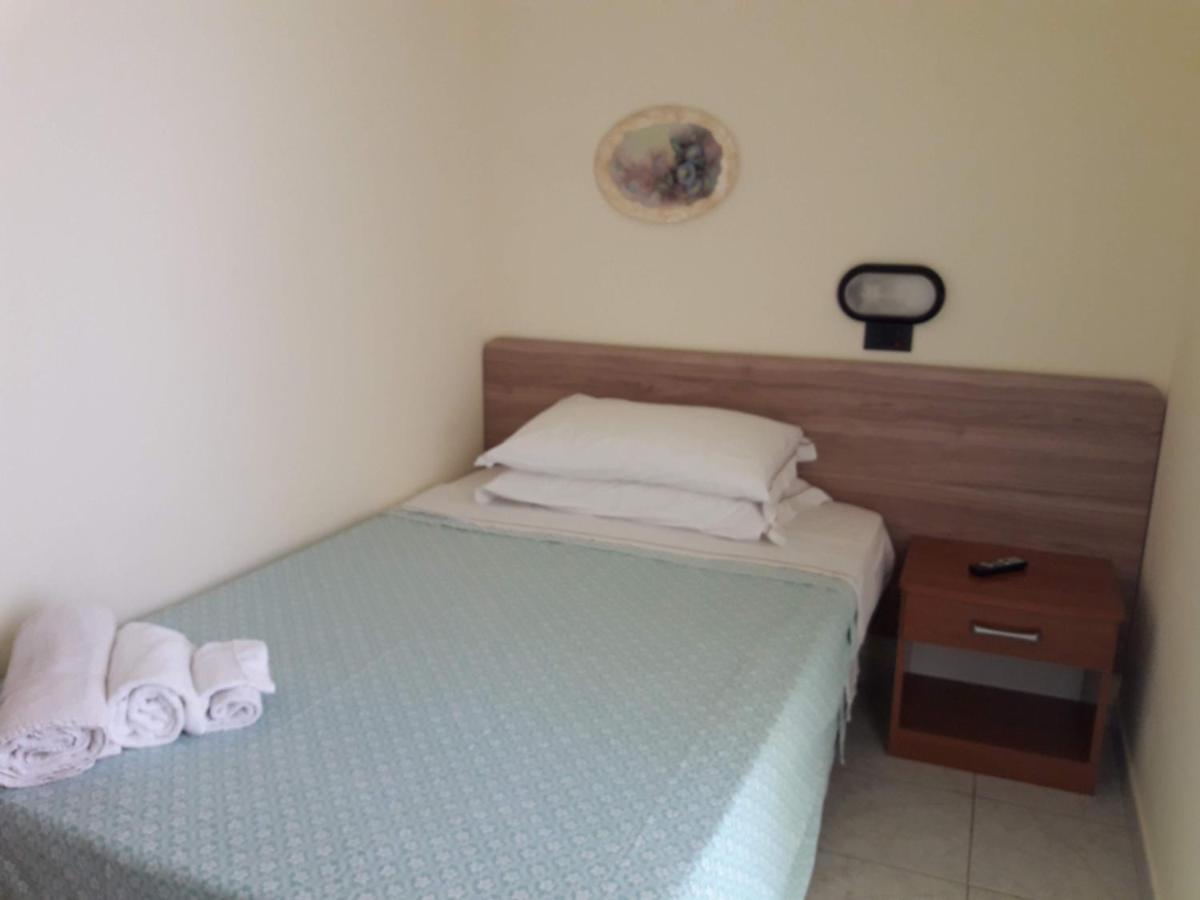 Hotel Villa Aurora Bellaria-Igea Marina Bagian luar foto