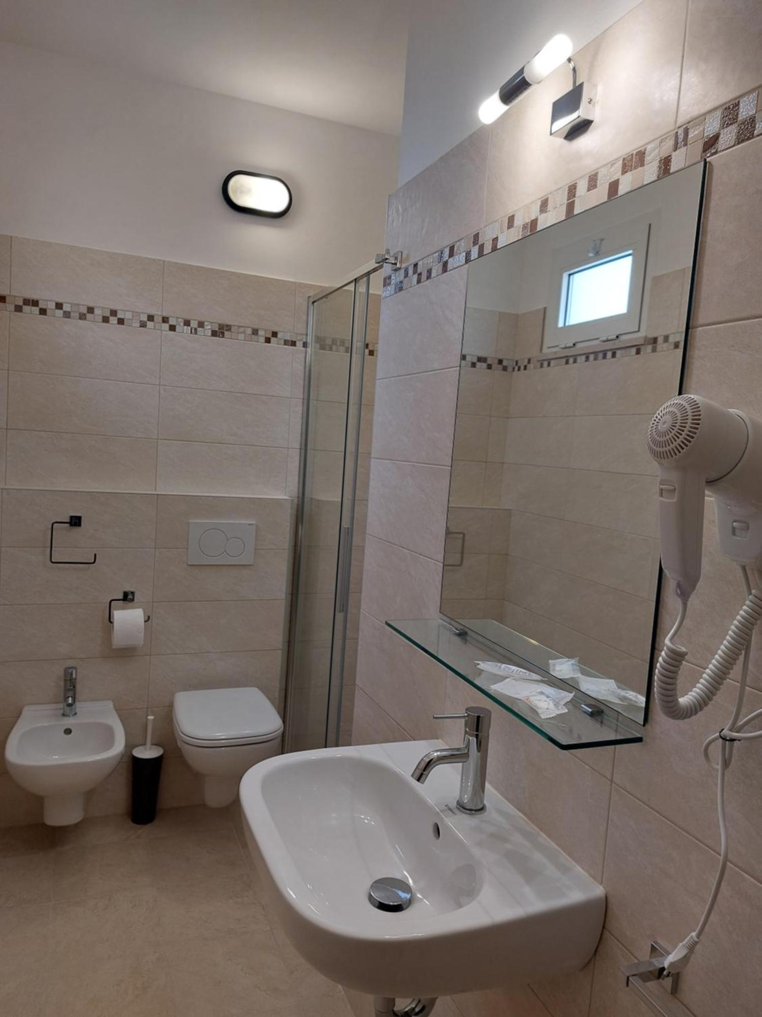 Hotel Villa Aurora Bellaria-Igea Marina Bagian luar foto