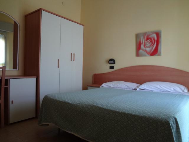 Hotel Villa Aurora Bellaria-Igea Marina Bagian luar foto