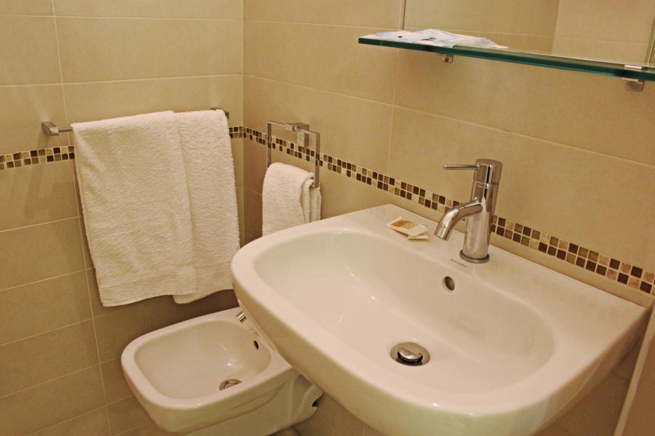 Hotel Villa Aurora Bellaria-Igea Marina Bagian luar foto